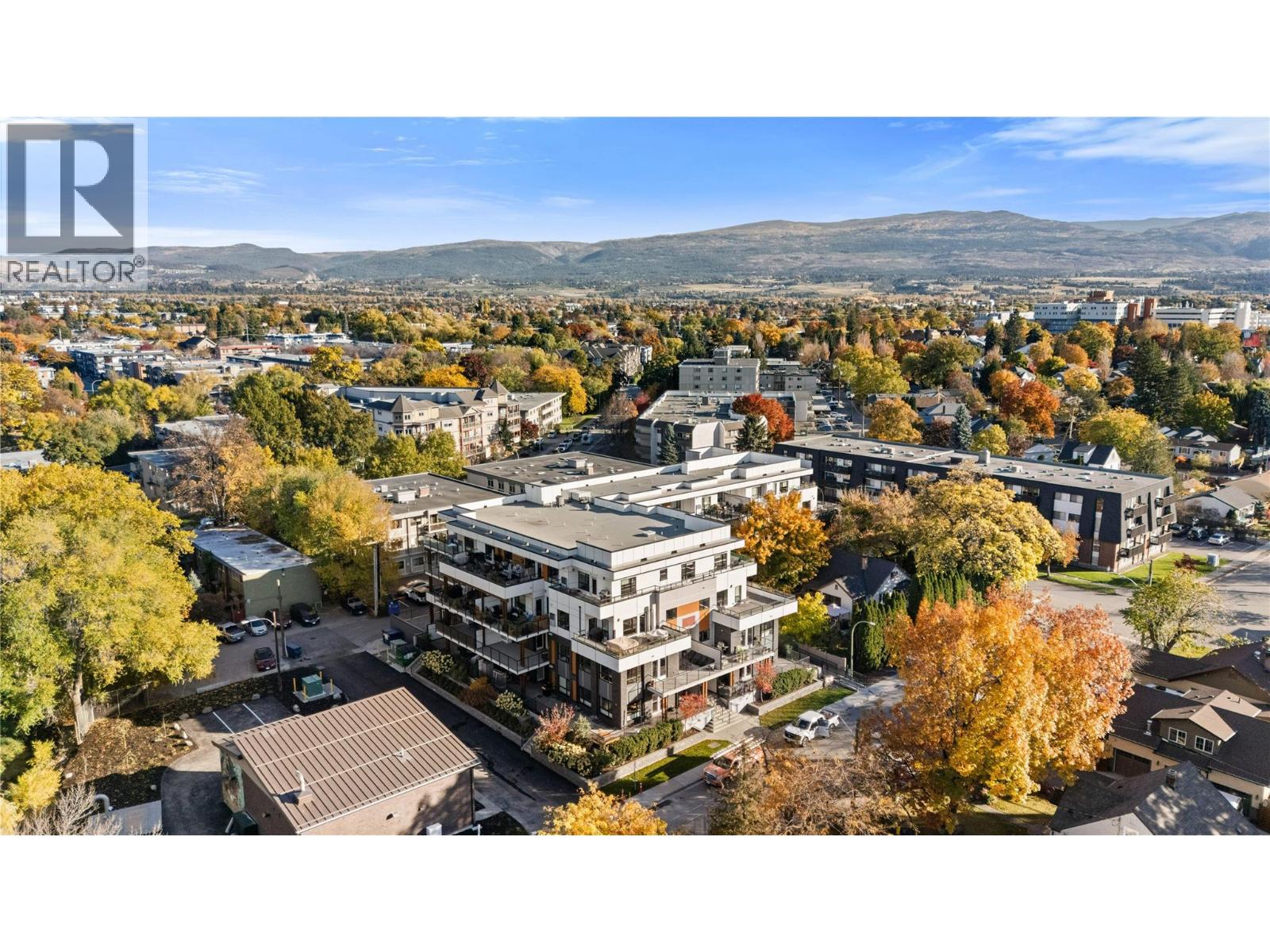 202 1883 Water Street, Kelowna