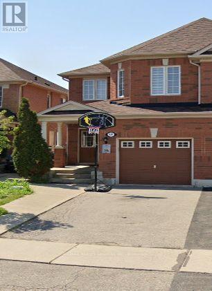 18 HERDWICK STREET, Brampton (Gore Industrial North)