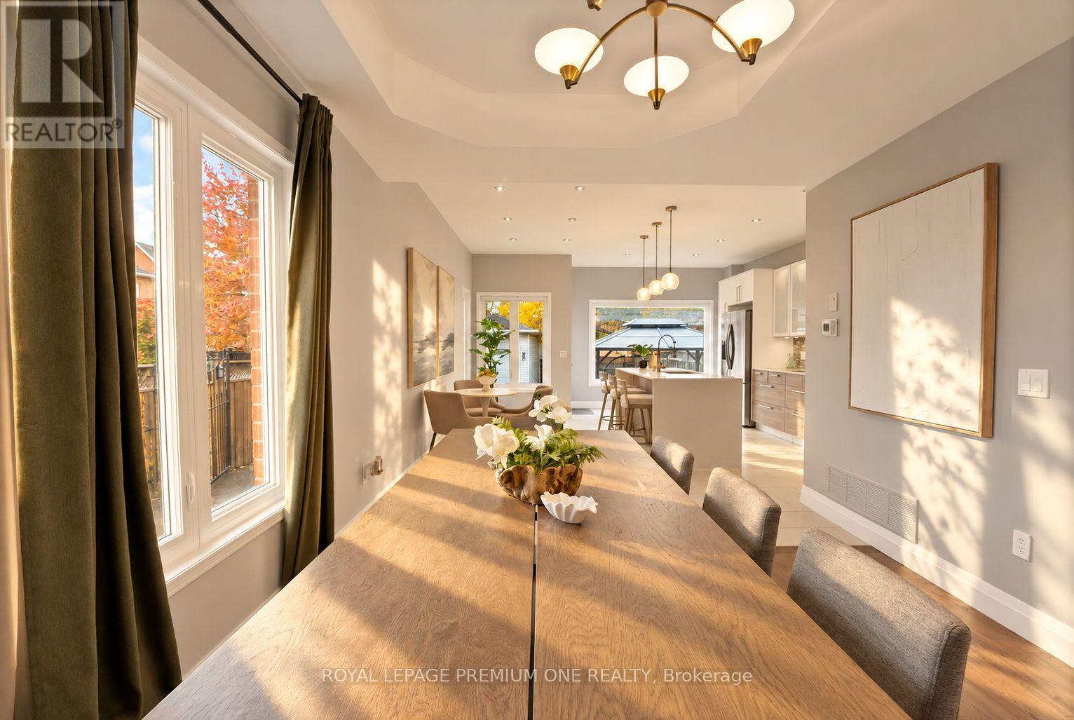 Photo of 2673 CASTLE HILL CRESCENT