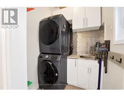2673 Castle Hill Crescent, Oakville, ON L6H6J1 Photo 13