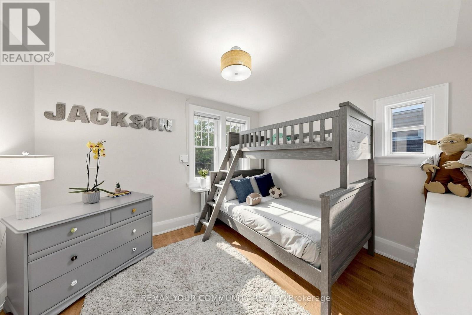 20 Grenadier Heights, Toronto, ON photo 22