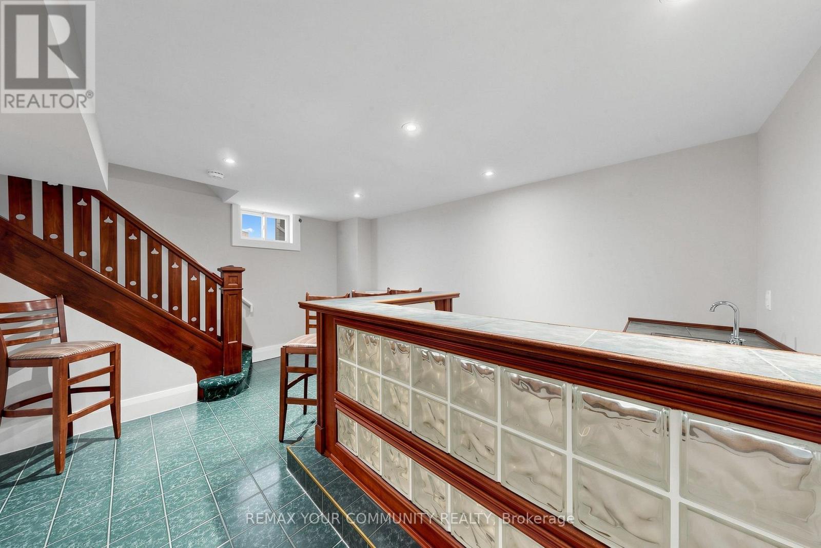 20 Grenadier Heights, Toronto, ON photo 33