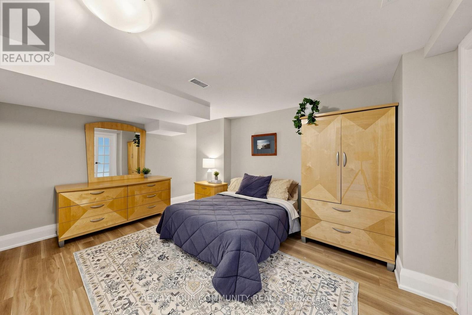 20 Grenadier Heights, Toronto, ON photo 35