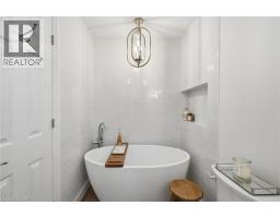 8 Goldenview Court, Waterdown, ON L8B0L2 Photo 23
