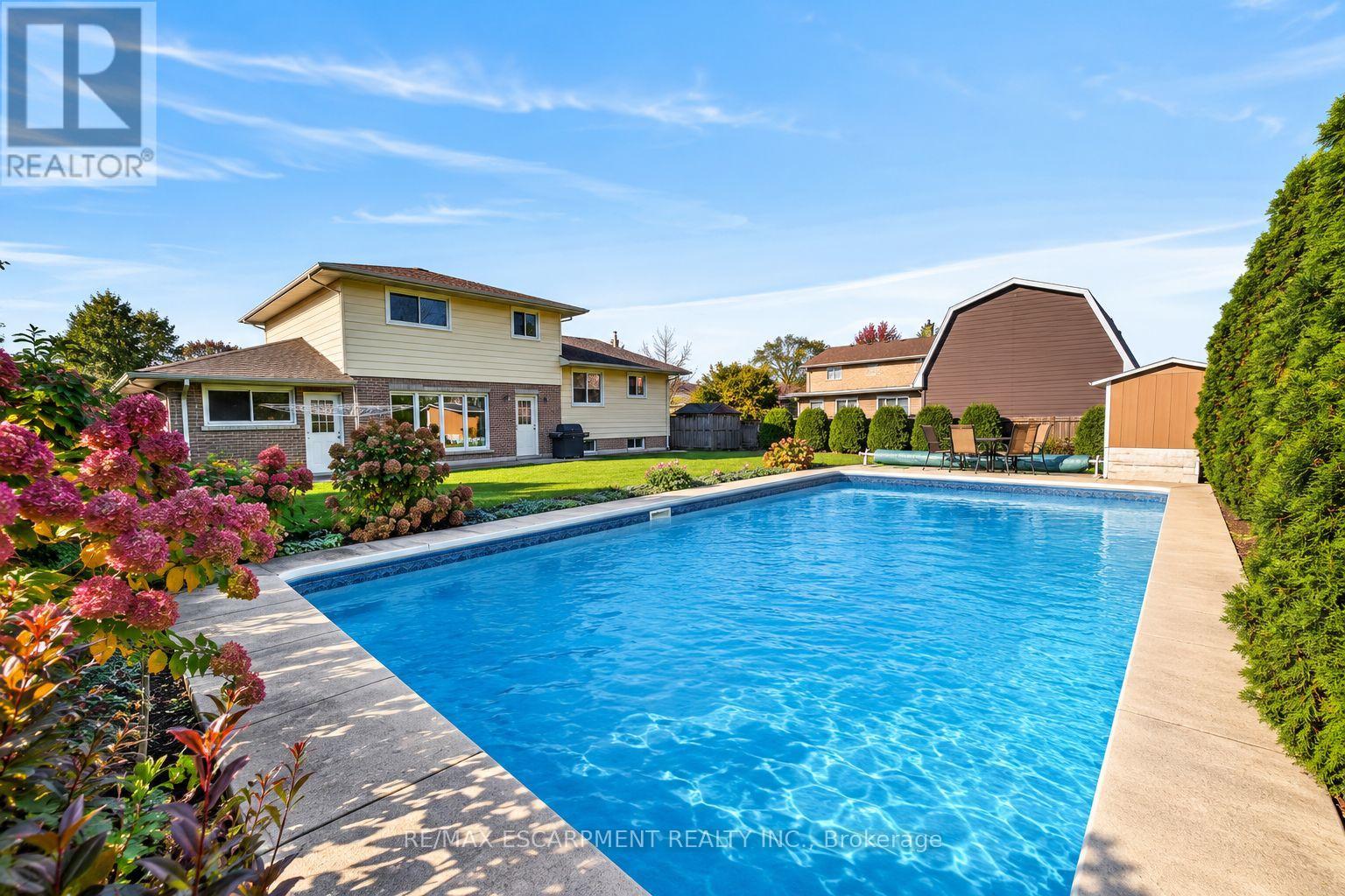 7 Governor's Road, Grimsby, ON photo 3