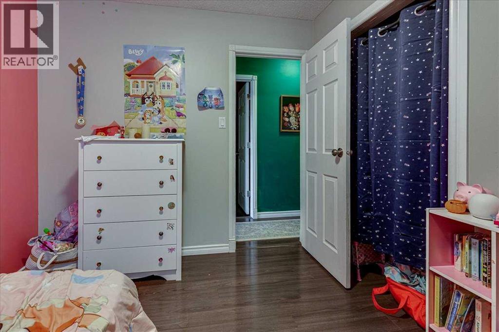 277 Overdown Drive, Red Deer — photo 24