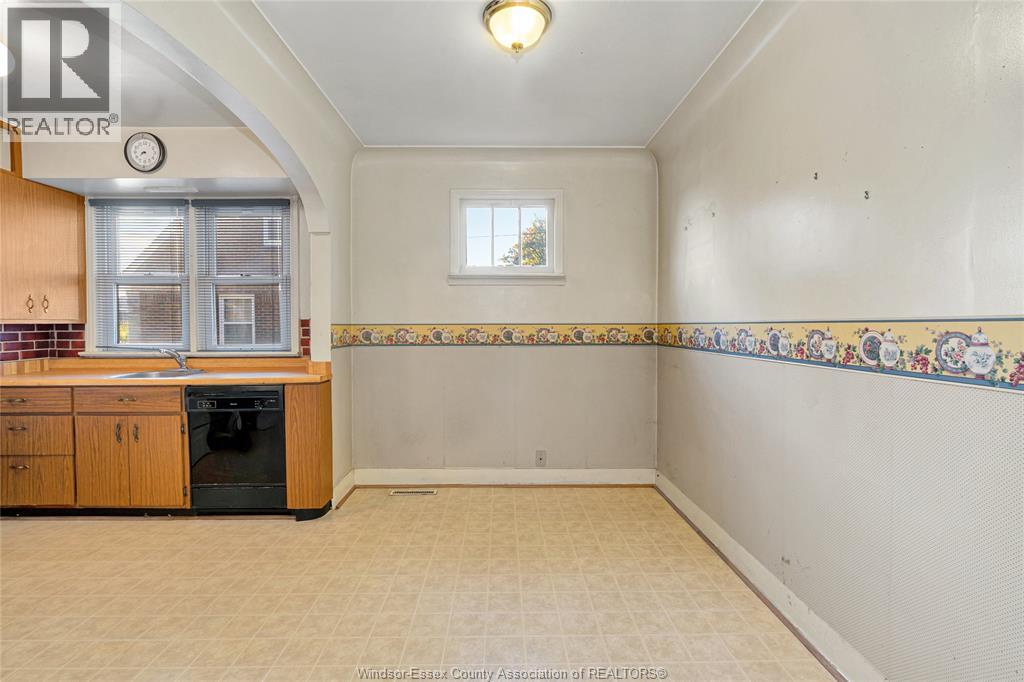 1915 OLIVE ROAD, Windsor — photo 8