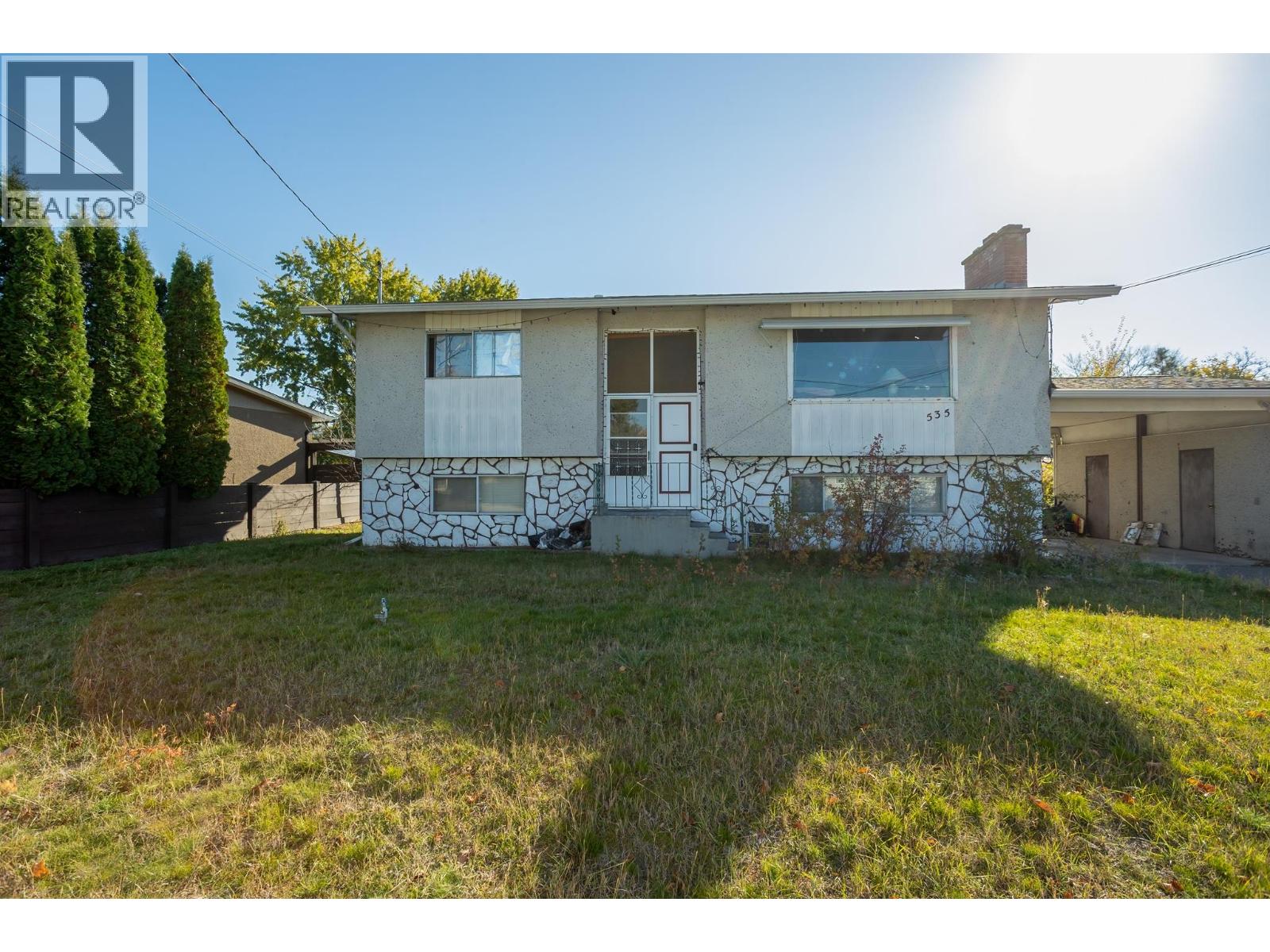  535 Mallach Road, Kelowna