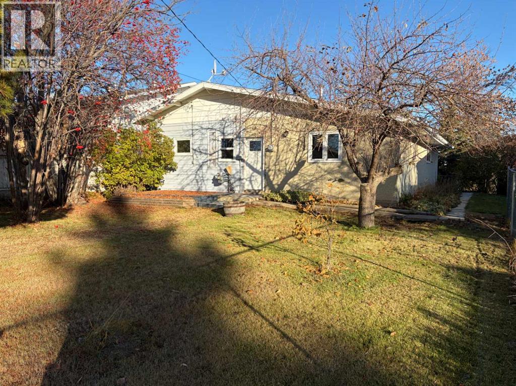 10208 106 Street, Fairview — photo 11