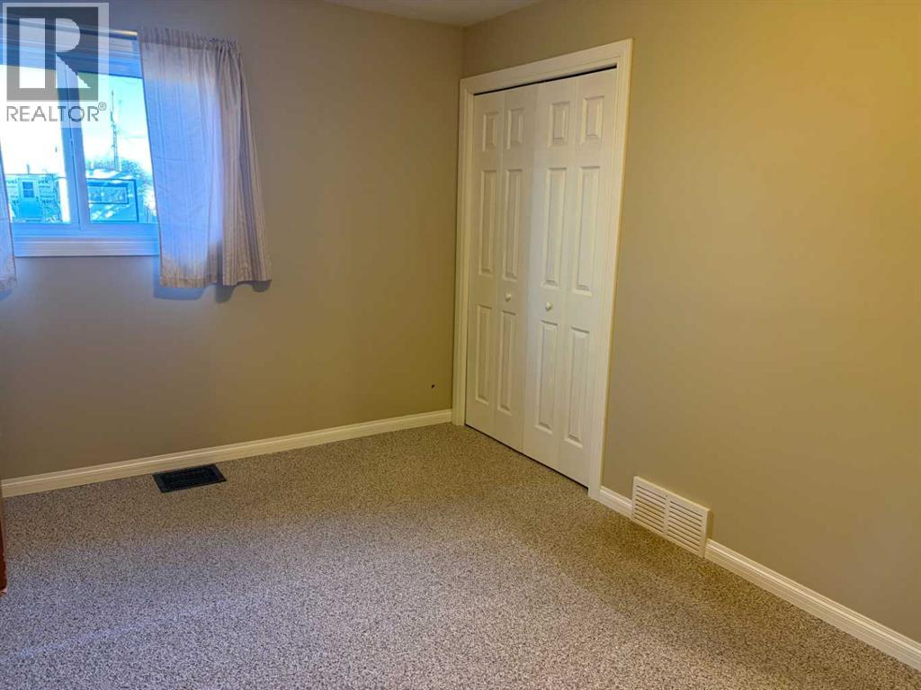 10208 106 Street, Fairview — photo 9