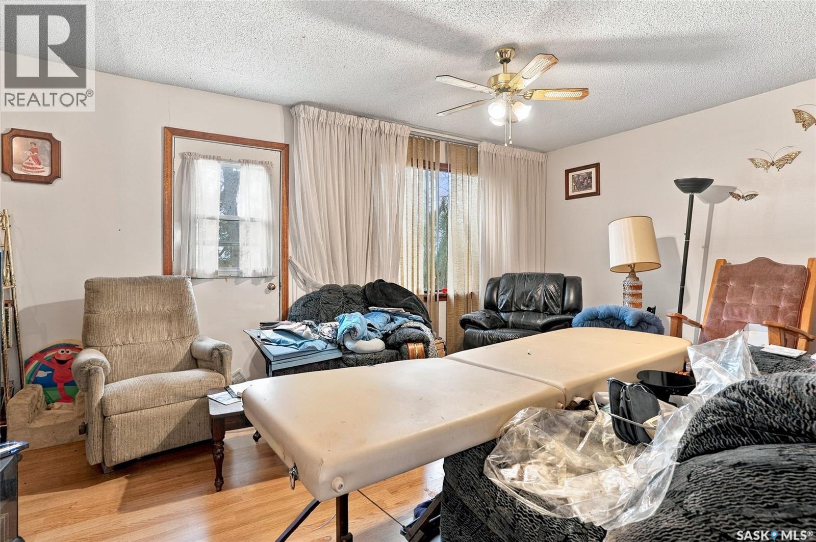 Vick Home Quarter, Harris Rm No. 316 — photo 18