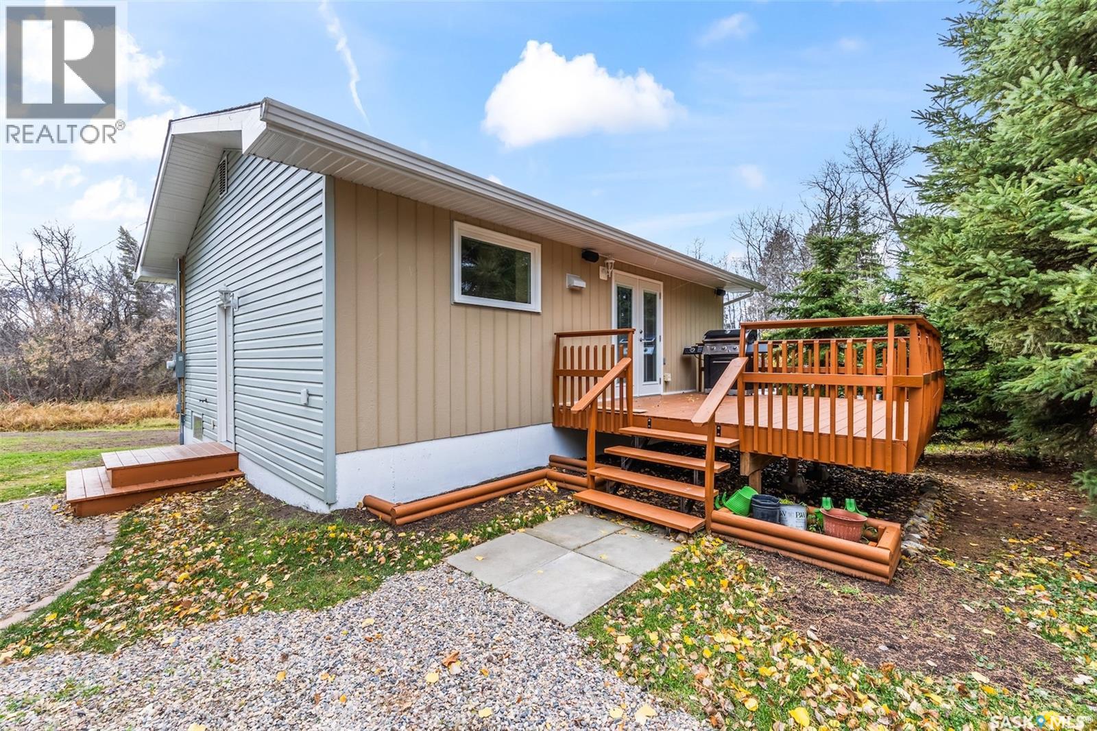 682 1st St N - Green Acres, Buckland Rm No. 491