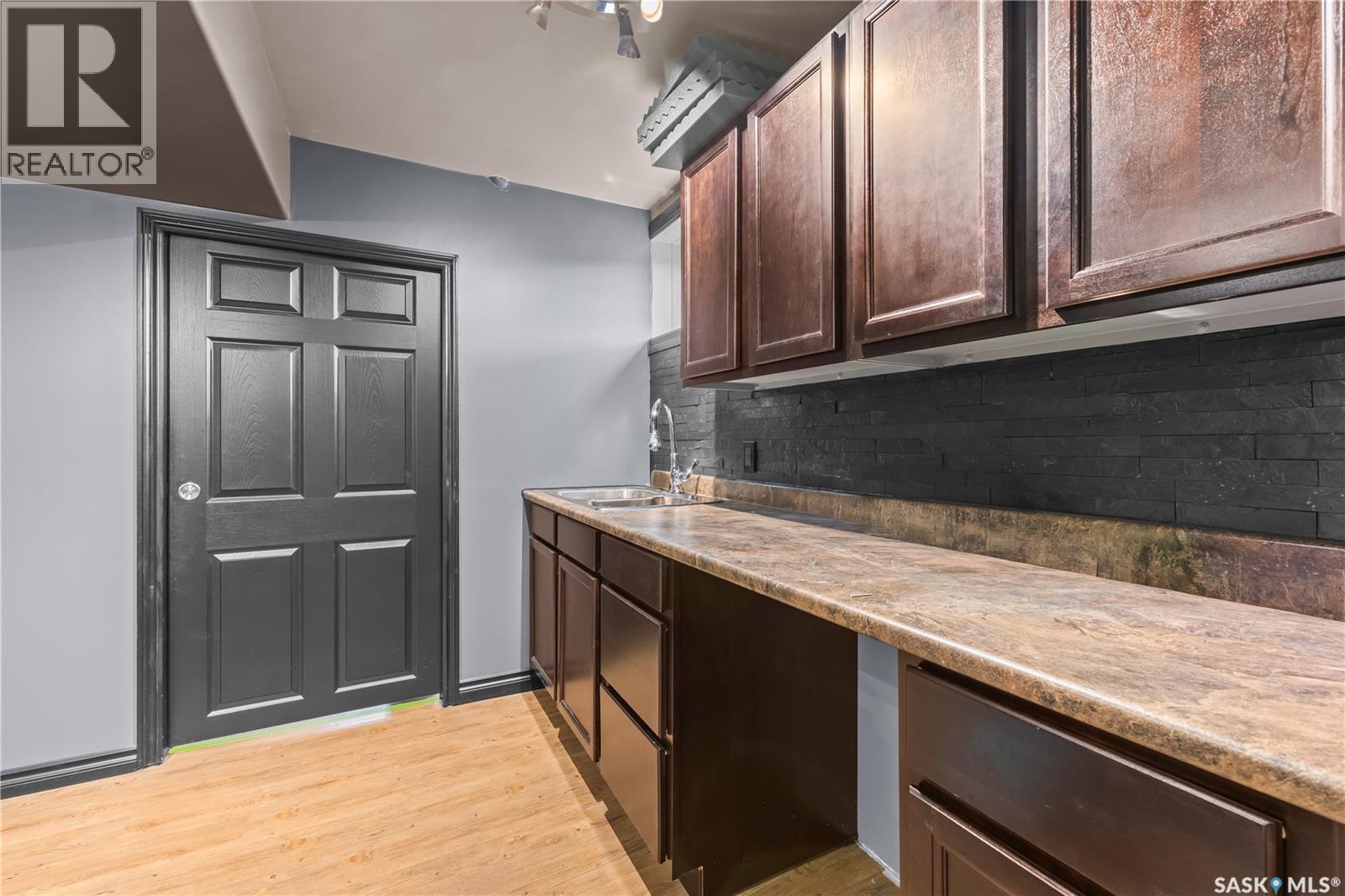 682 1st St N - Green Acres, Buckland Rm No. 491 — photo 18