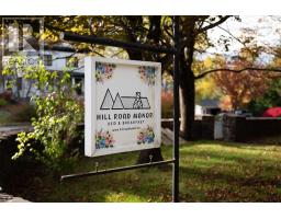 1 Hill Road thumbnail 3