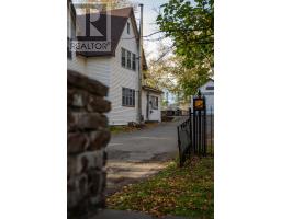 1 Hill Road thumbnail 9
