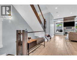 2417 25 Avenue NW, Calgary — photo 16