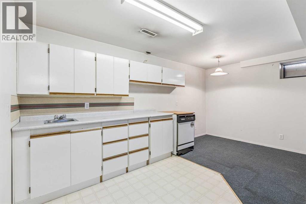 4108 67 Street NW, Calgary — photo 14