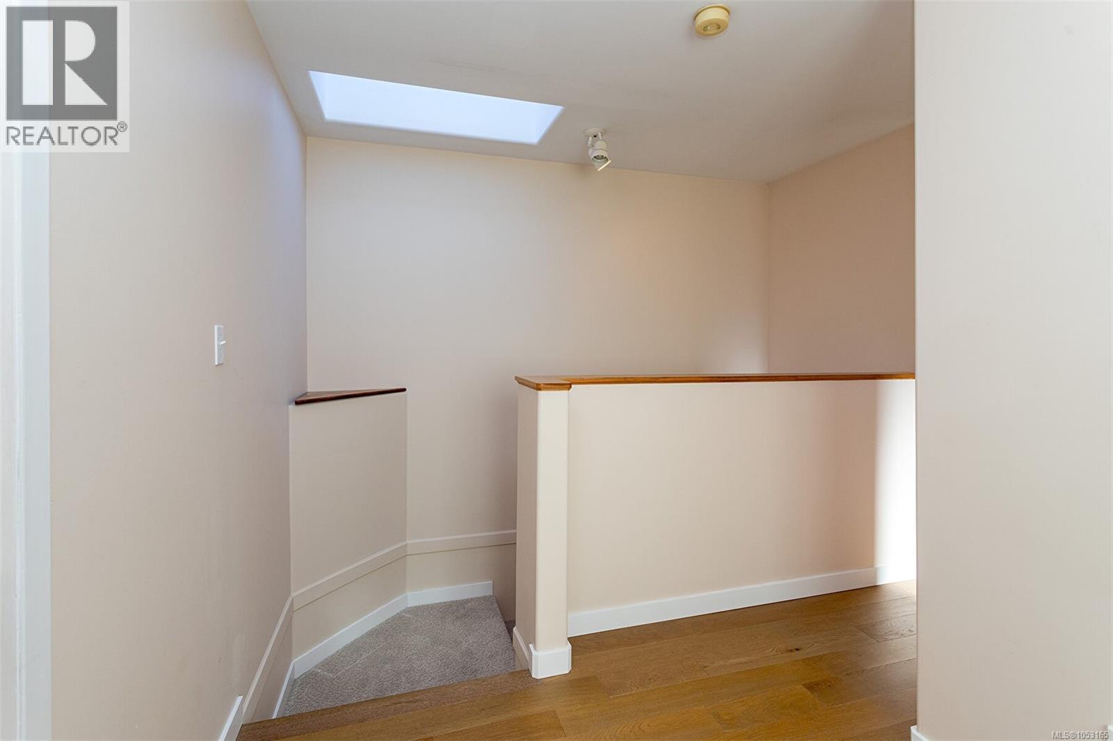  3150 Washington Avenue, Victoria