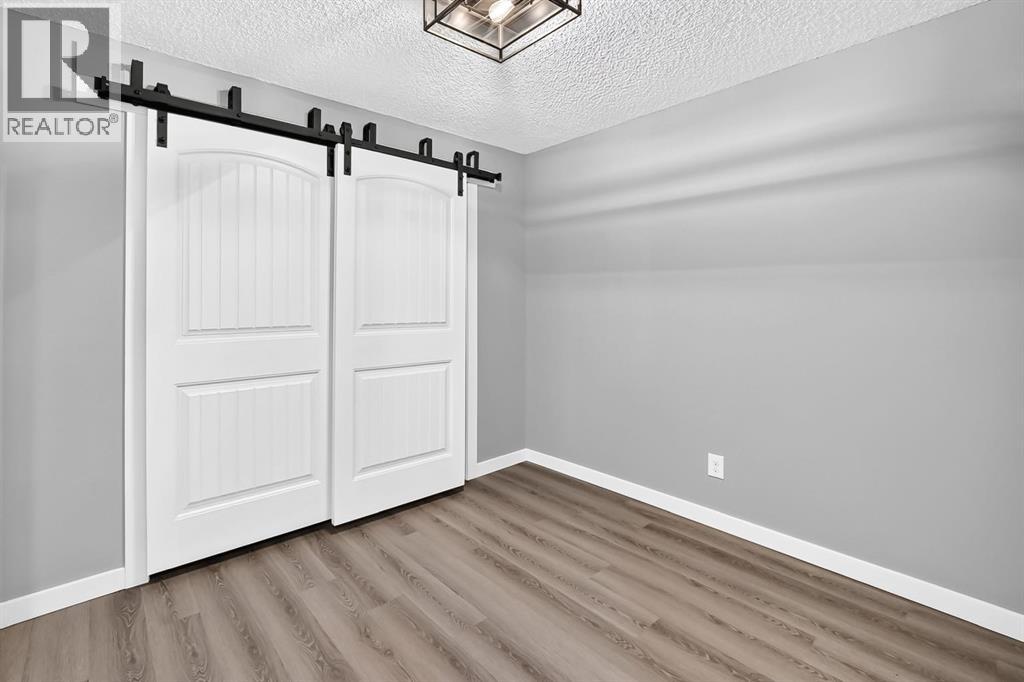 53 Willow Drive, Cochrane — photo 24