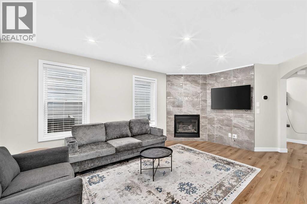Property photograph 12 for MLS A2354887