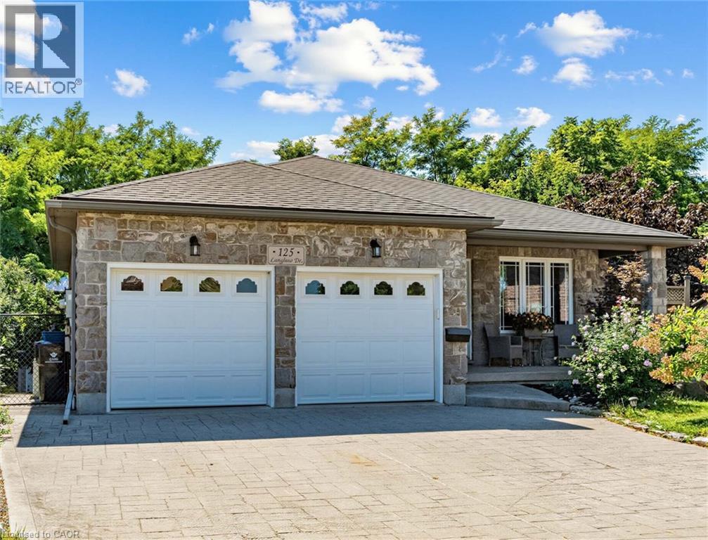 125 Langlaw Drive, photo 1 of 47