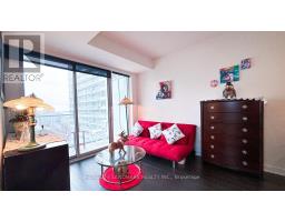 18 - 19 Bathurst Street, Toronto, ON M5V0N2 Photo 14