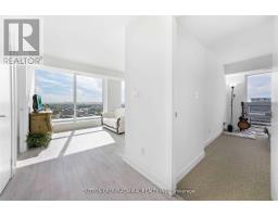 1417 - 120 Varna Drive, Toronto, ON M6A1N3 Photo 6