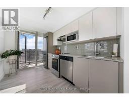1417 - 120 Varna Drive, Toronto, ON M6A1N3 Photo 8