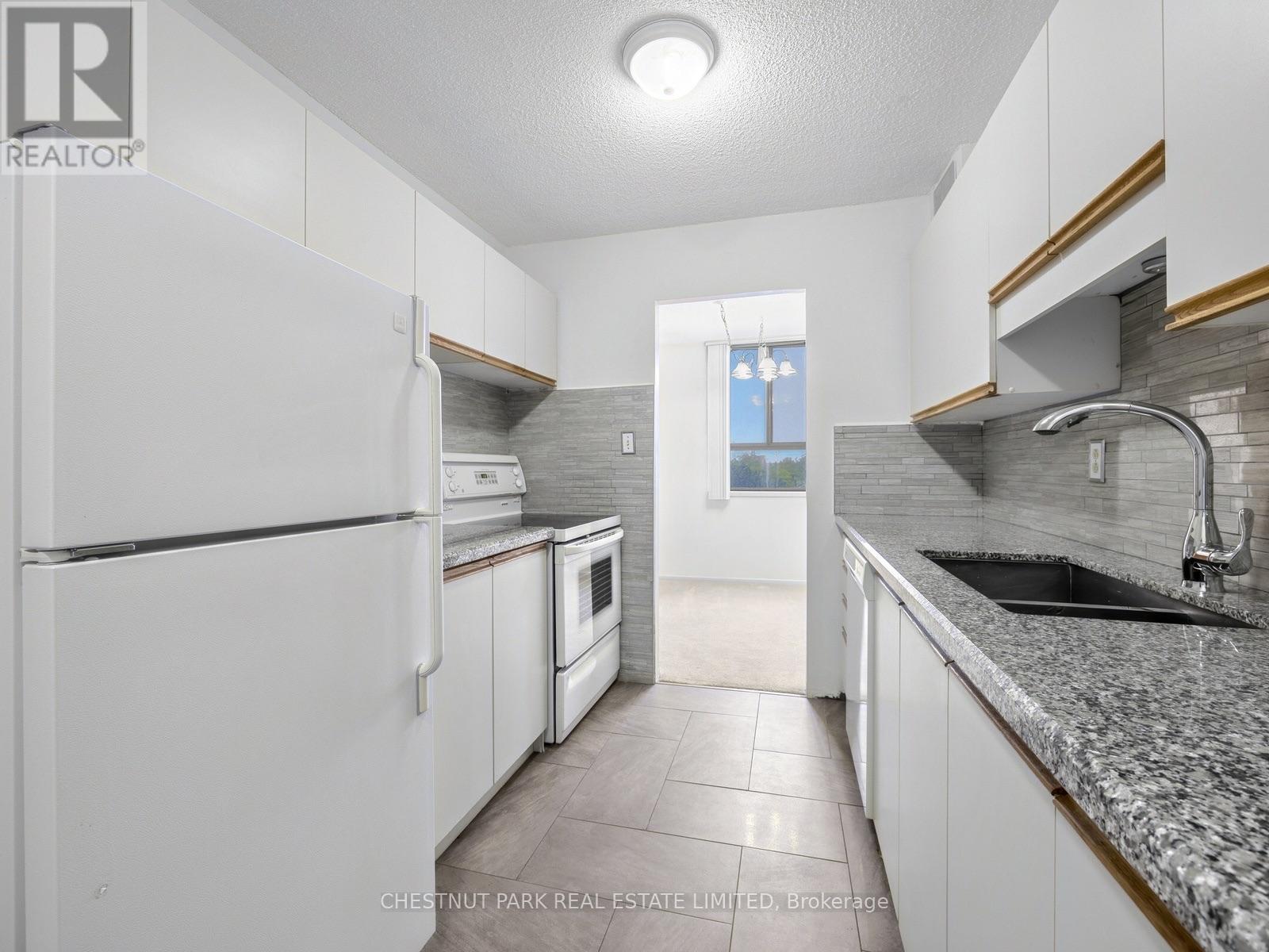 502- 121 Trudelle Street, Toronto, ON photo 12