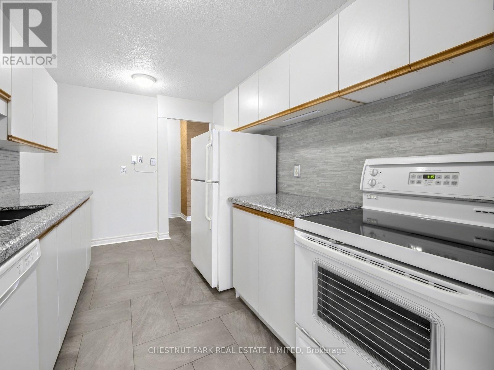 502- 121 Trudelle Street, Toronto, ON photo 13