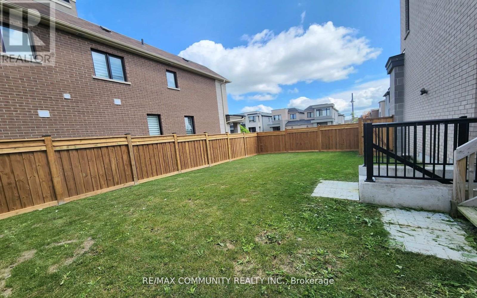 Bsmt- 2 Crows Nest Lane, Clarington, ON photo 15