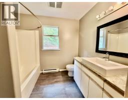 1304 Kearton Road, Gibsons, BC V0N1V4 Photo 15