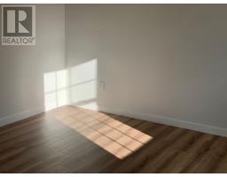 1714 Torbay Road thumbnail 18