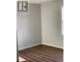 1714 Torbay Road thumbnail 23
