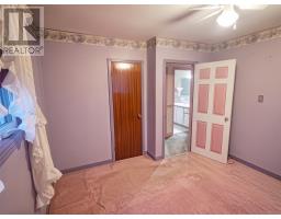 1 Bartlett Place thumbnail 13