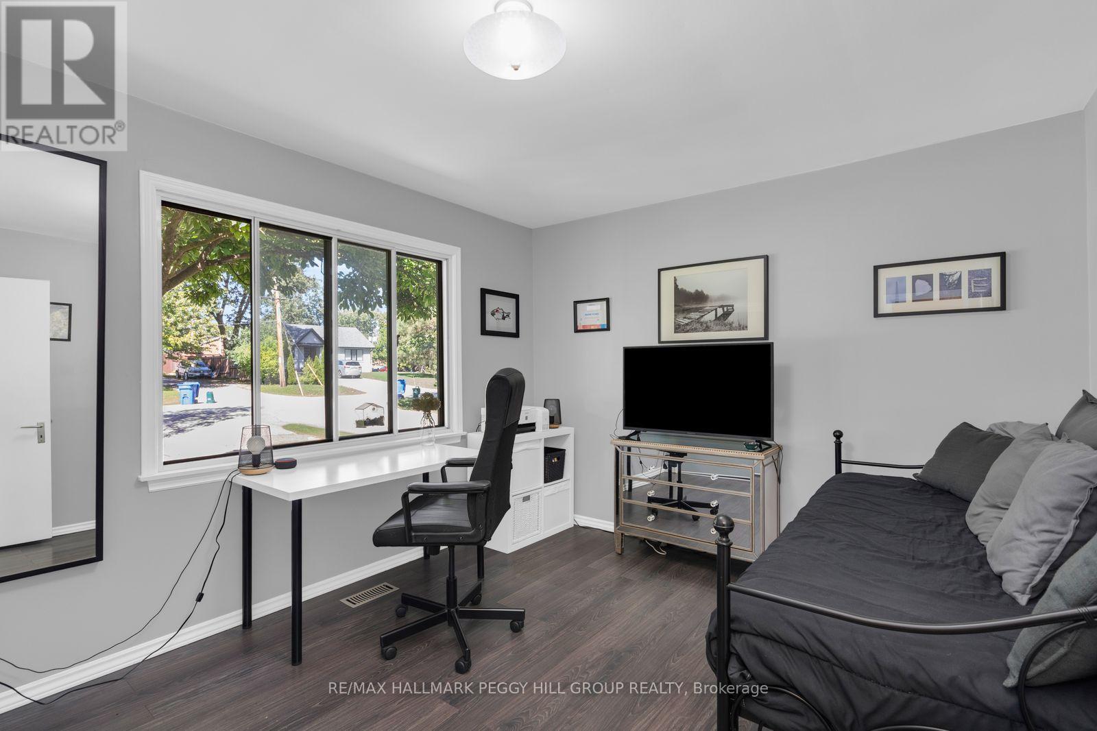 17 Faris Avenue, King, ON photo 9