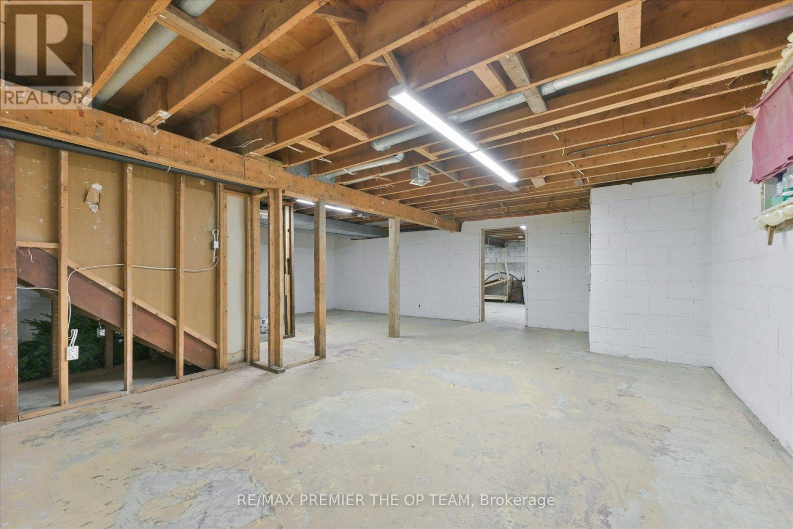 1881 Gilford Road, Innisfil, ON photo 21