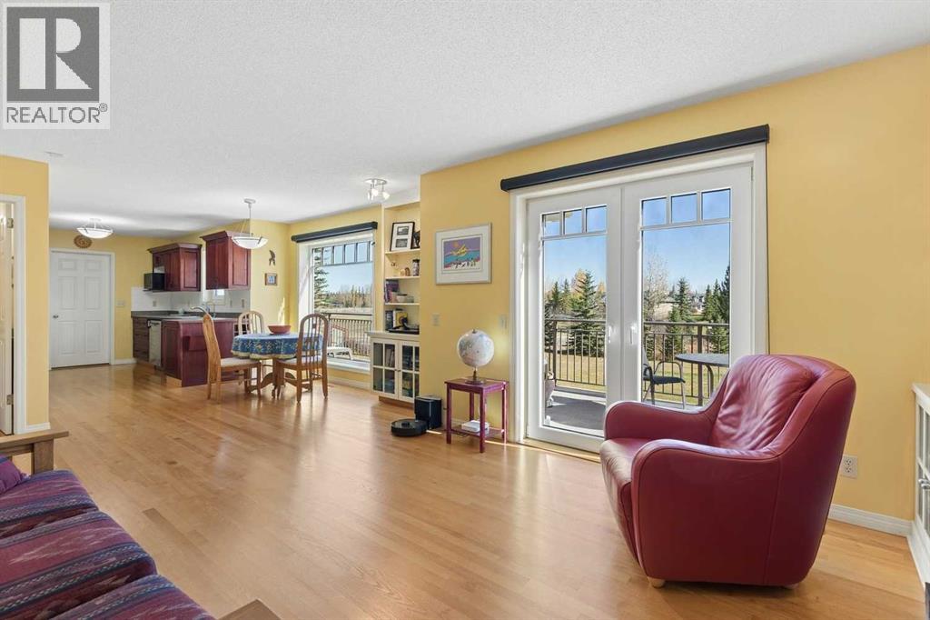 Large bright open floor plan