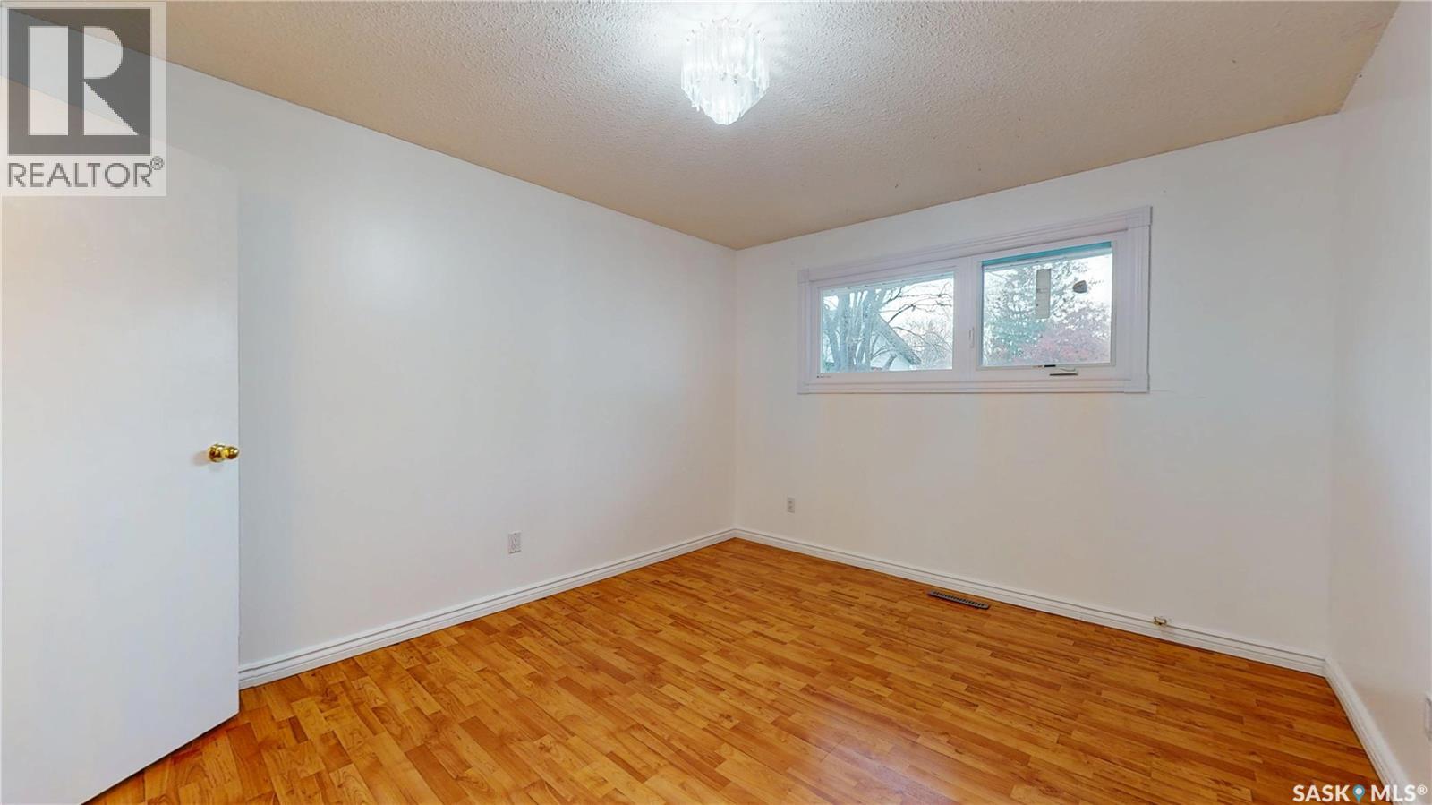 79 CAMERON CRESCENT, Regina — photo 24