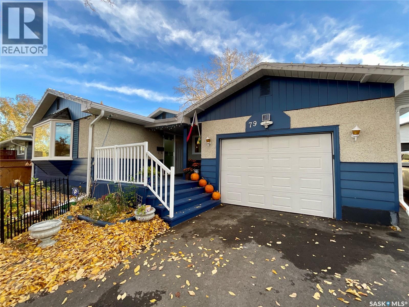 79 CAMERON CRESCENT, Regina — photo 2
