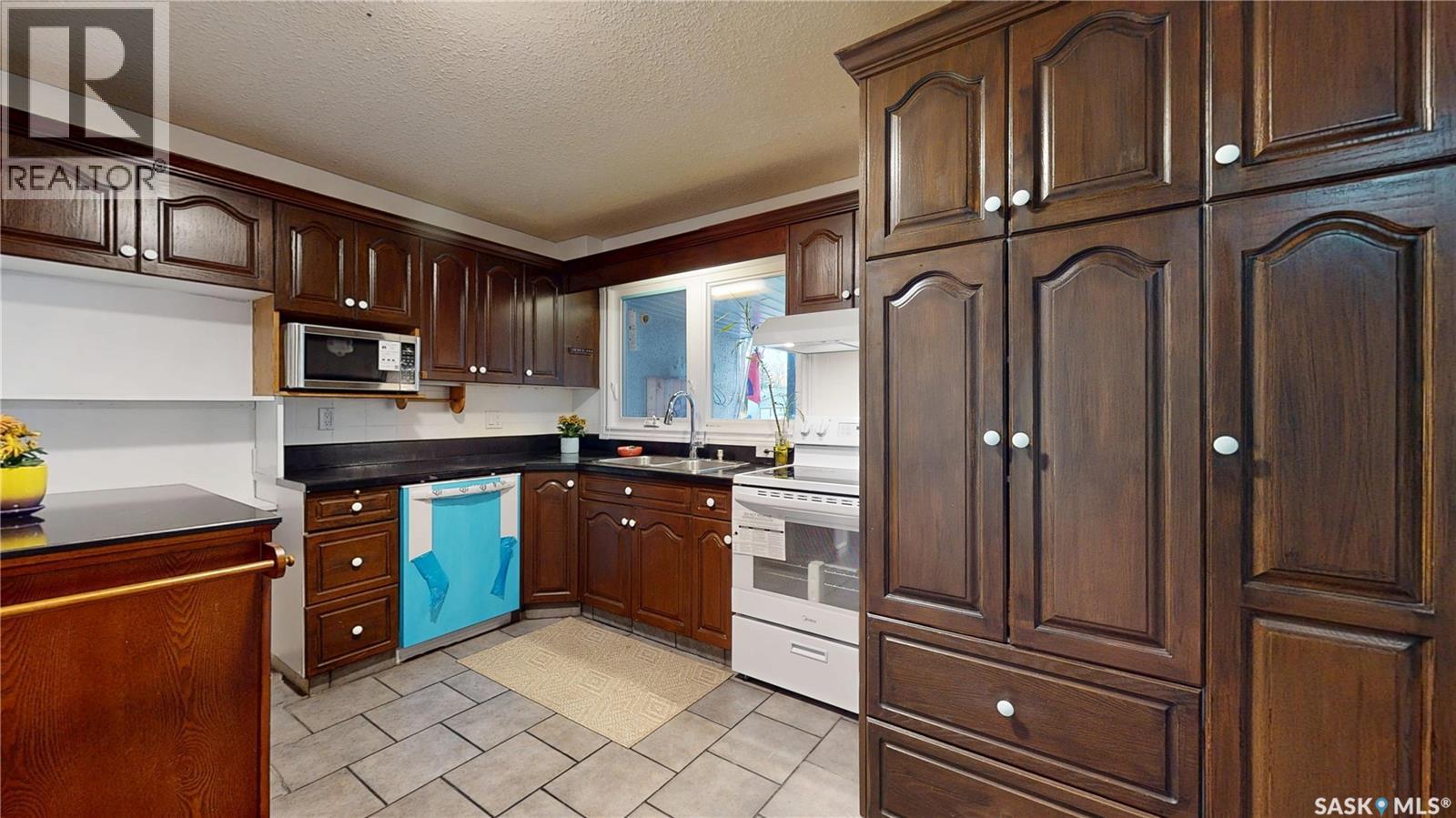 79 CAMERON CRESCENT, Regina — photo 14