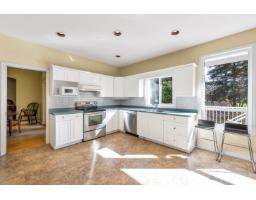 5786 169 Street, Surrey, BC V3S8P2 Photo 9