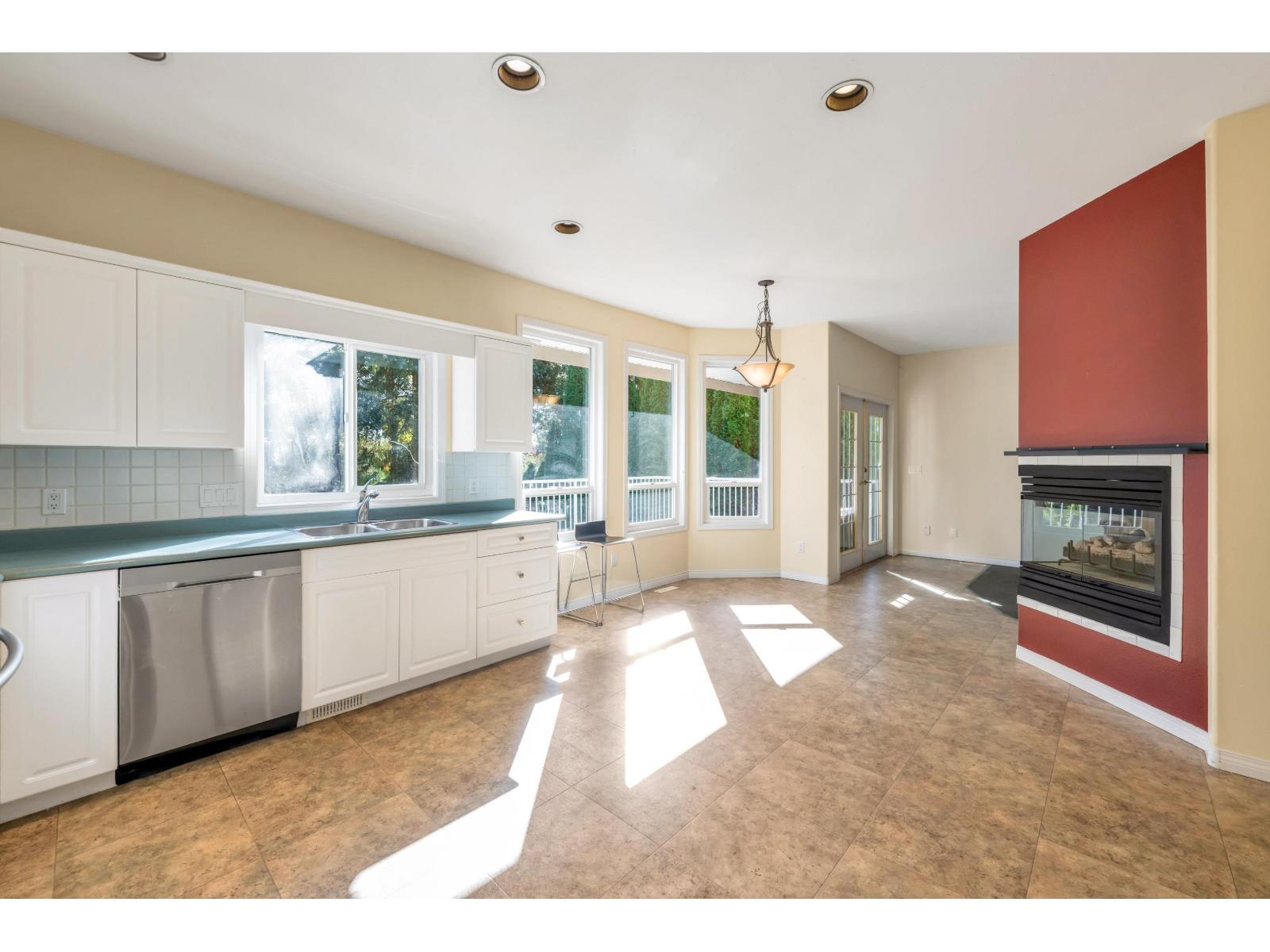 5786 169 Street, Surrey — photo 10