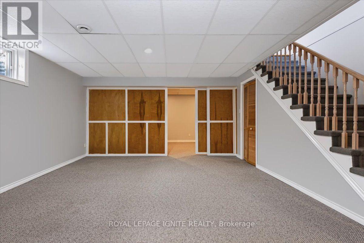 542 Grove Street, Barrie photo 12