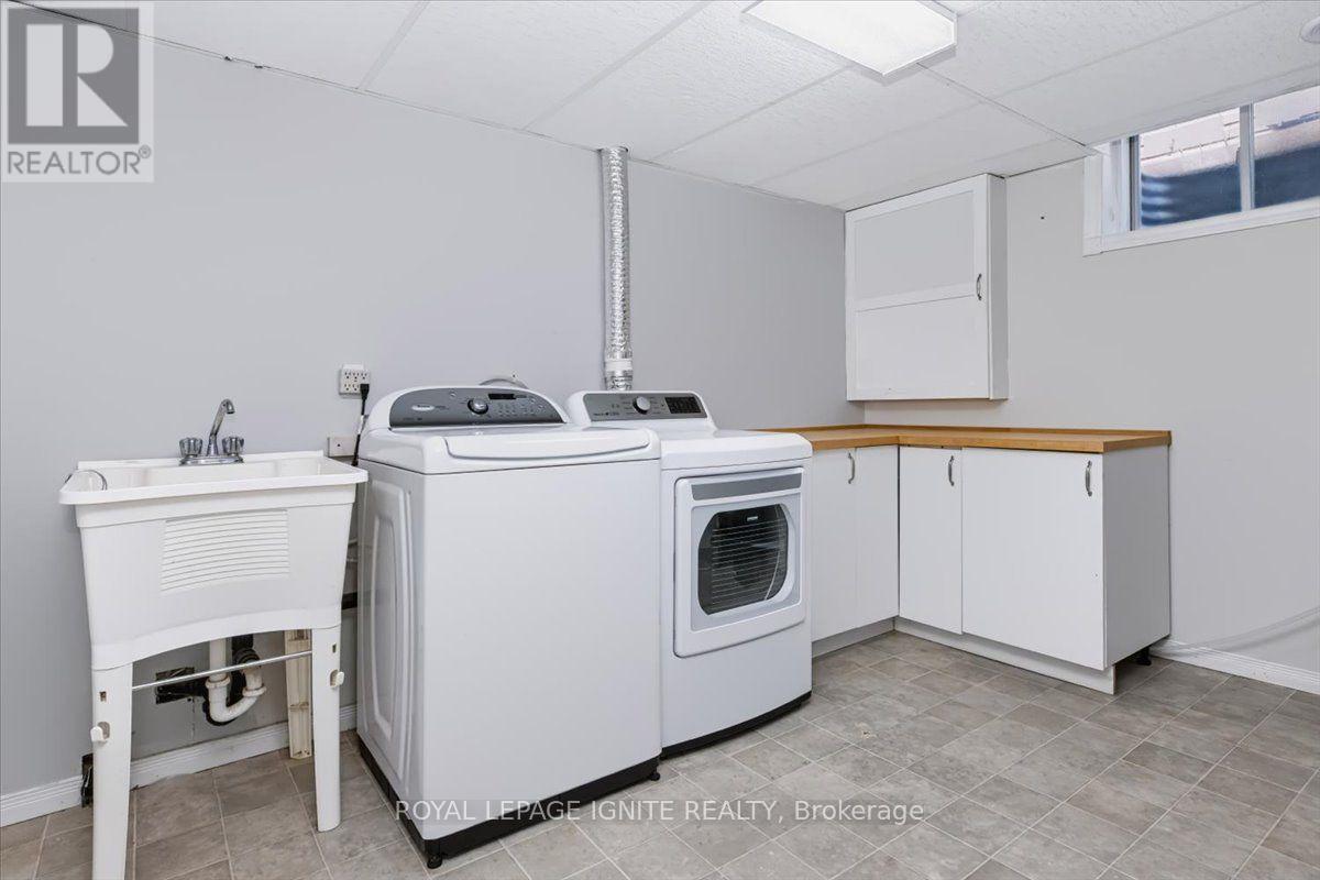 542 Grove Street, Barrie photo 17