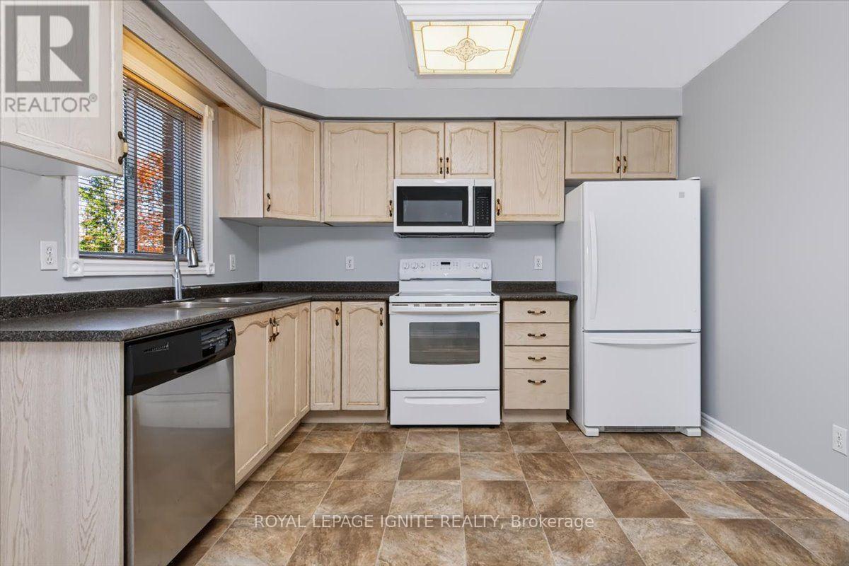 542 Grove Street, Barrie photo 6