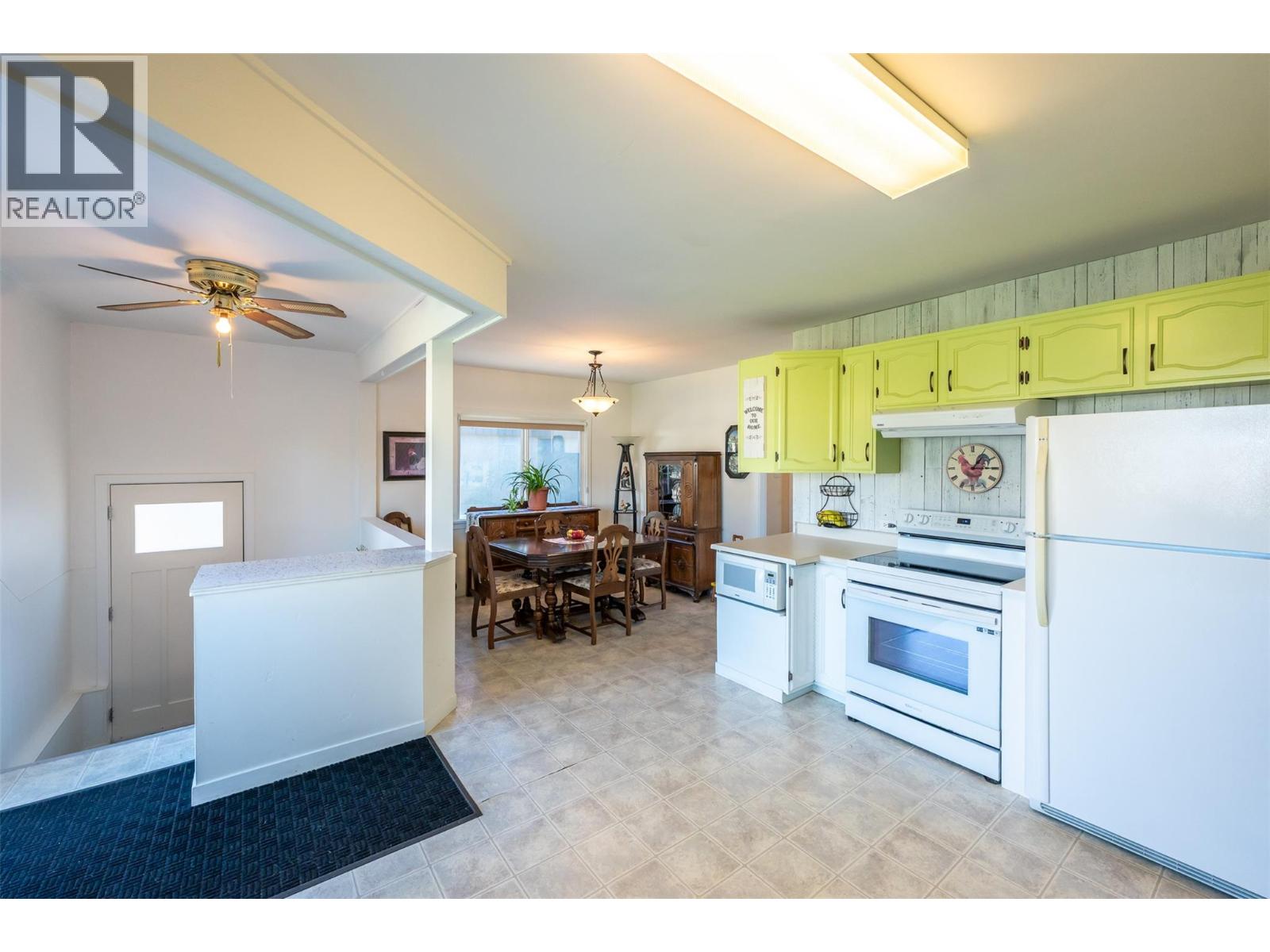 215 Windsor Avenue, Penticton