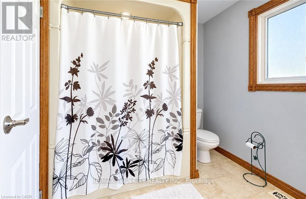 499 EAST RIVER Road, Brant, ON photo 30
