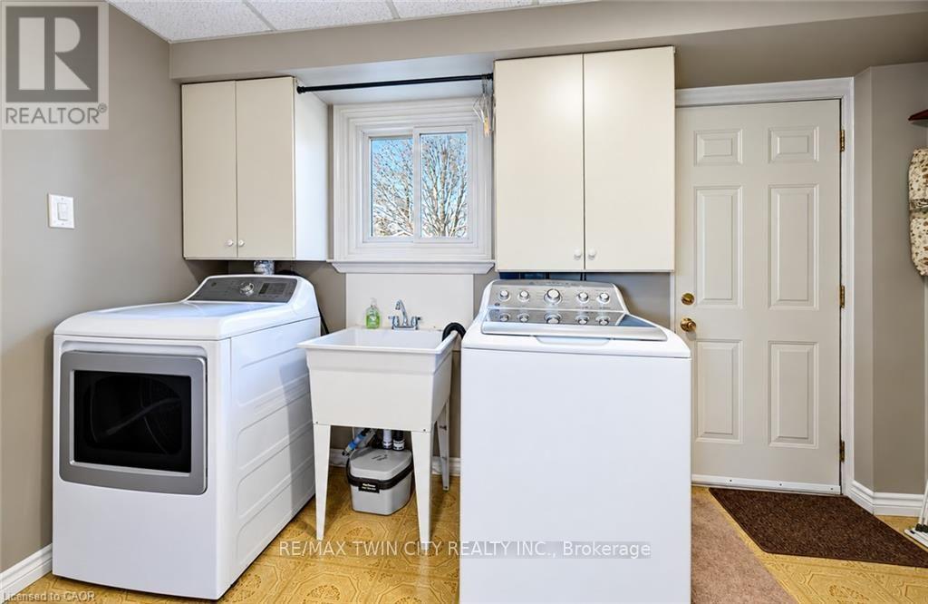 499 EAST RIVER Road, Brant, ON photo 37