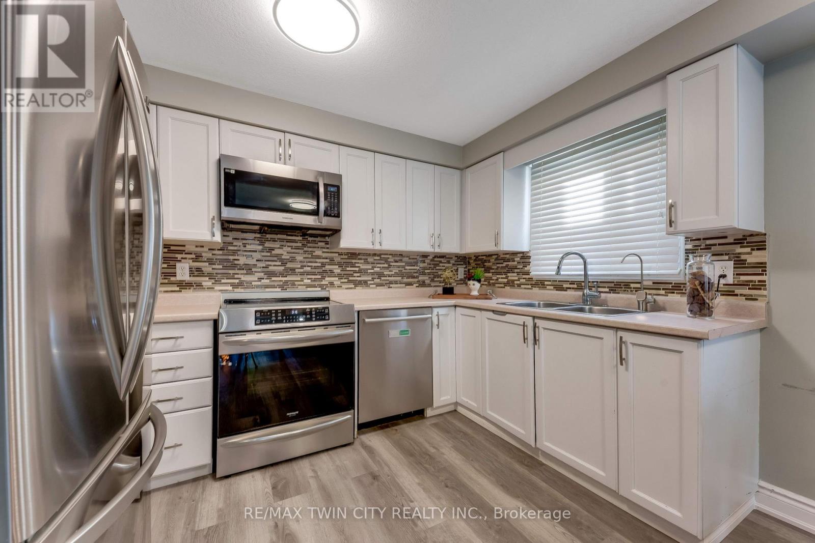 130 Cotton Grass Street, Kitchener, ON photo 11